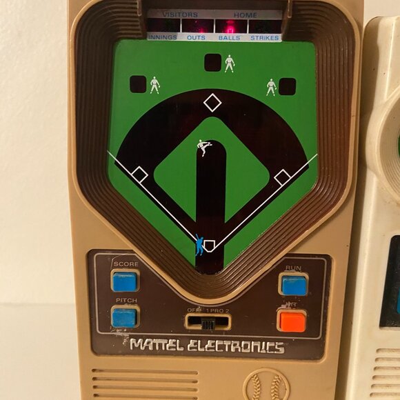 Mattel Electronics Football & Baseball Handheld Classic Game - Picture 2 of 8
